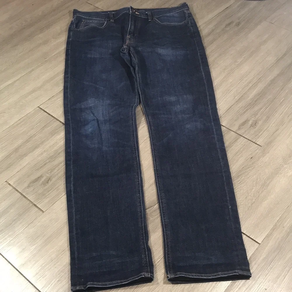 J. Crew “The Sutton” Medium Wash Slim‎ Straight Jeans size 34x34